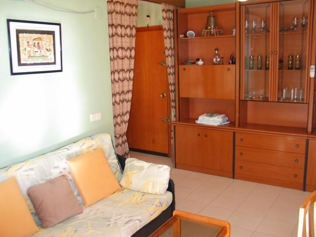Apartamentos Raymar Oropesa del Mar Bilik gambar